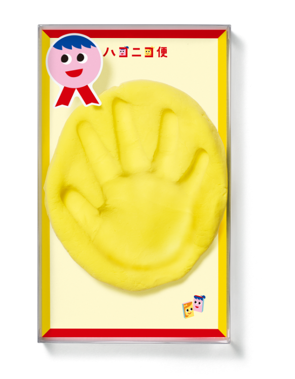 記念になる手形をとって贈れる!まごの手石こう